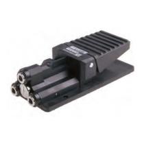 Pedal neumático vástago inoxidable retorno muelle 5/2